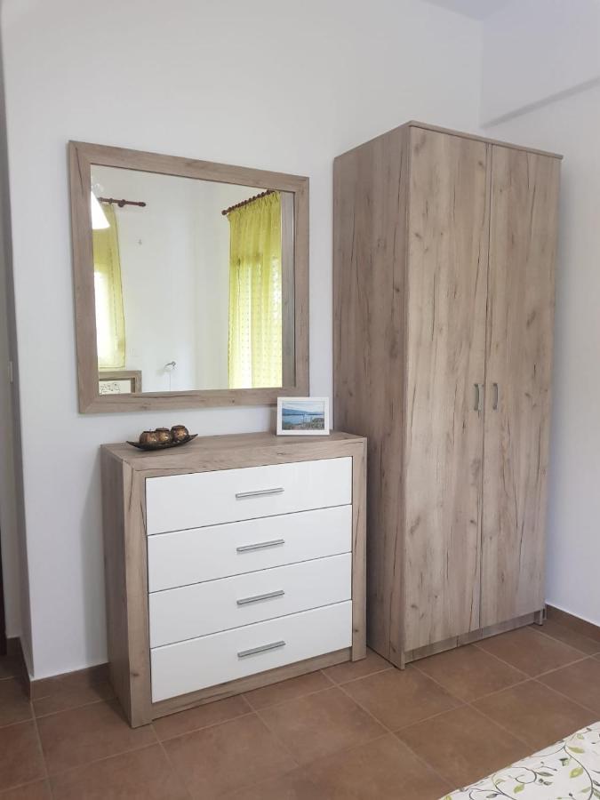 Apartamenty Rodzinne Kamena Vourla Extérieur photo